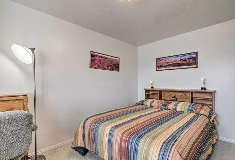 Outdoorsy Utah Paradise W/ Mountain Views!