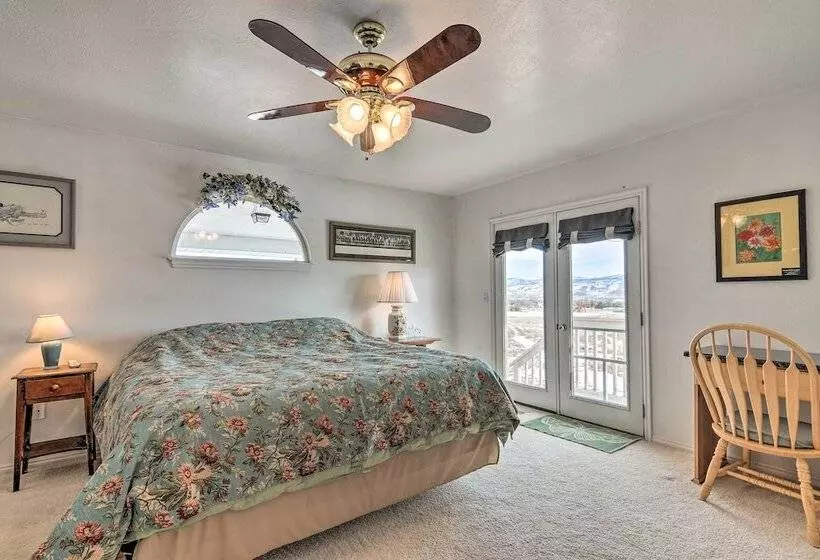 Outdoorsy Utah Paradise W/ Mountain Views!