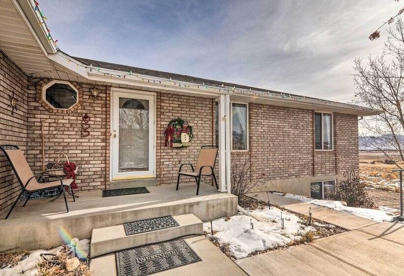 Outdoorsy Utah Paradise W/ Mountain Views!