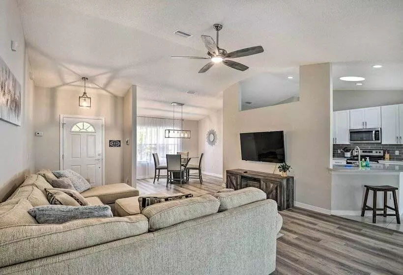 Palm Coast Retreat W/ Lanai < 8 Mi To Beach!