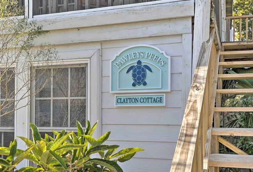 Pawleys Island House,   Steps To Beach & Creek!