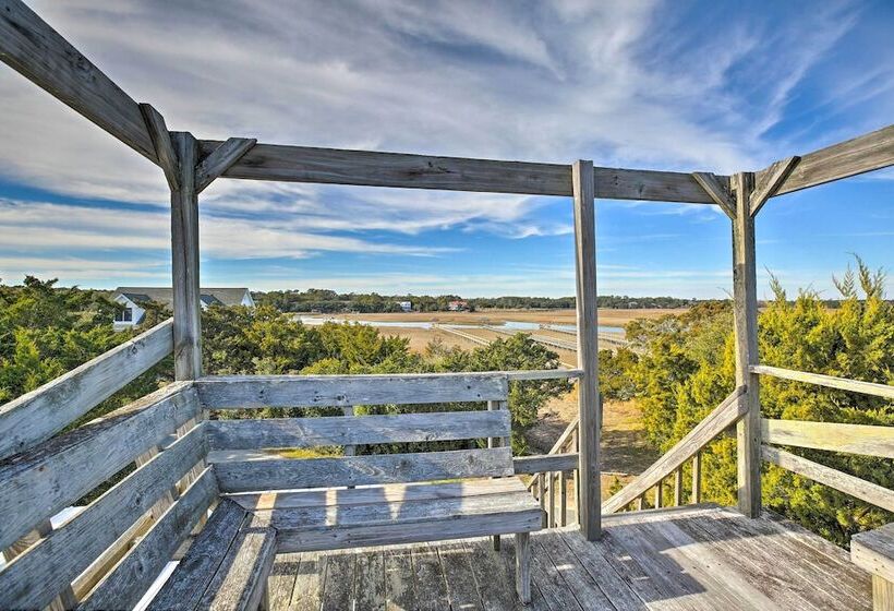 Pawleys Island House,   Steps To Beach & Creek!