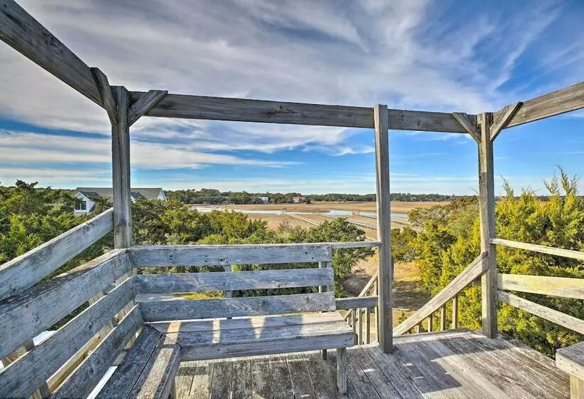 Pawleys Island House,   Steps To Beach & Creek!