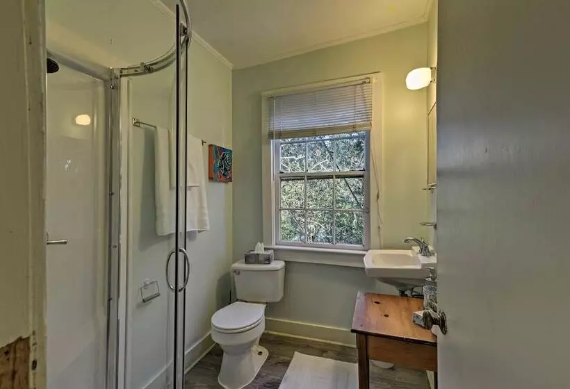 Pawleys Island House,   Steps To Beach & Creek!