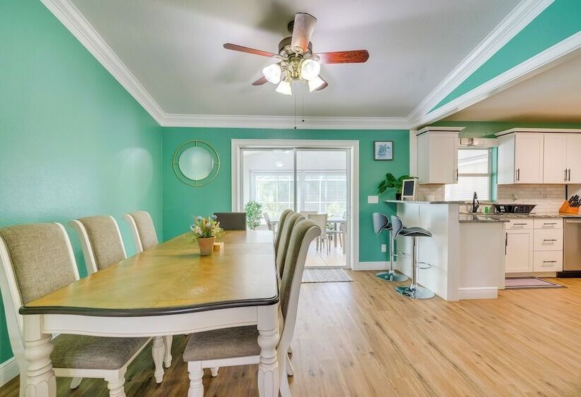 Pet Friendly Ocala Escape W/ Private Pool & Yard!