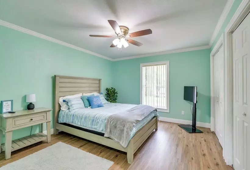 Pet Friendly Ocala Escape W/ Private Pool & Yard!