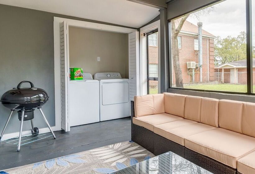 Pet Friendly Pensacola House Rental: 3 Mi To Beach