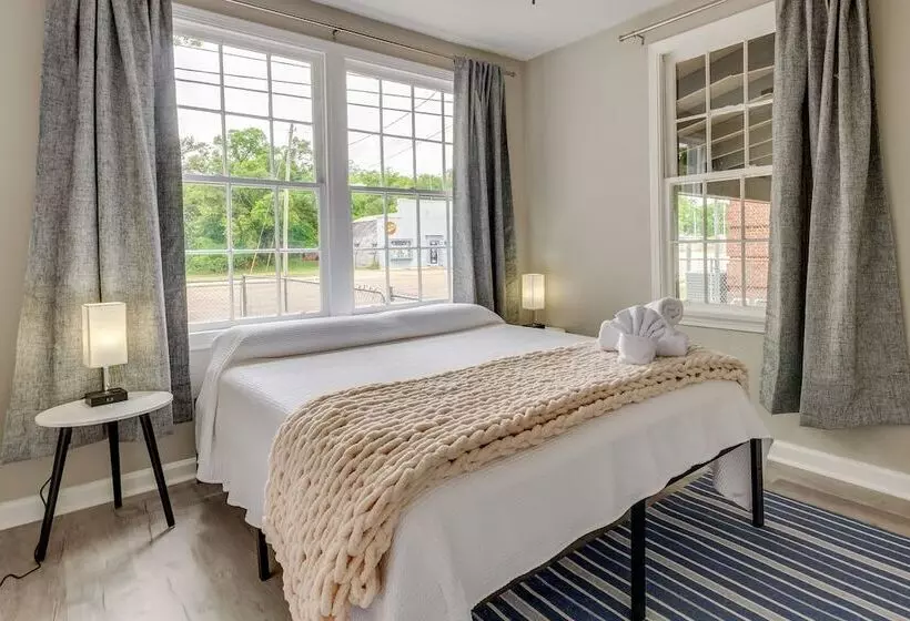 Pet Friendly Pensacola House Rental: 3 Mi To Beach