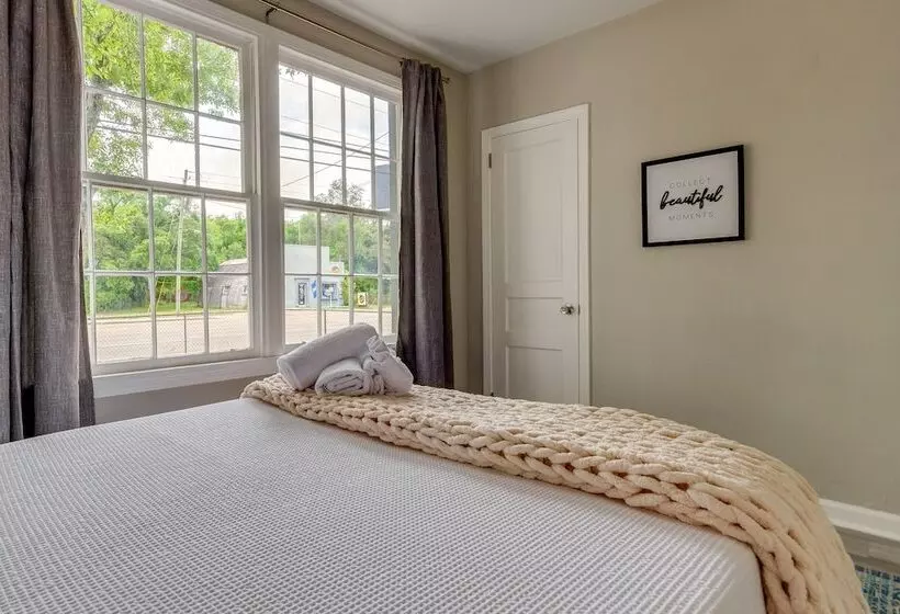 Pet Friendly Pensacola House Rental: 3 Mi To Beach