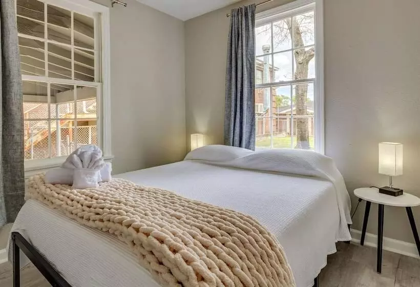 Pet Friendly Pensacola House Rental: 3 Mi To Beach