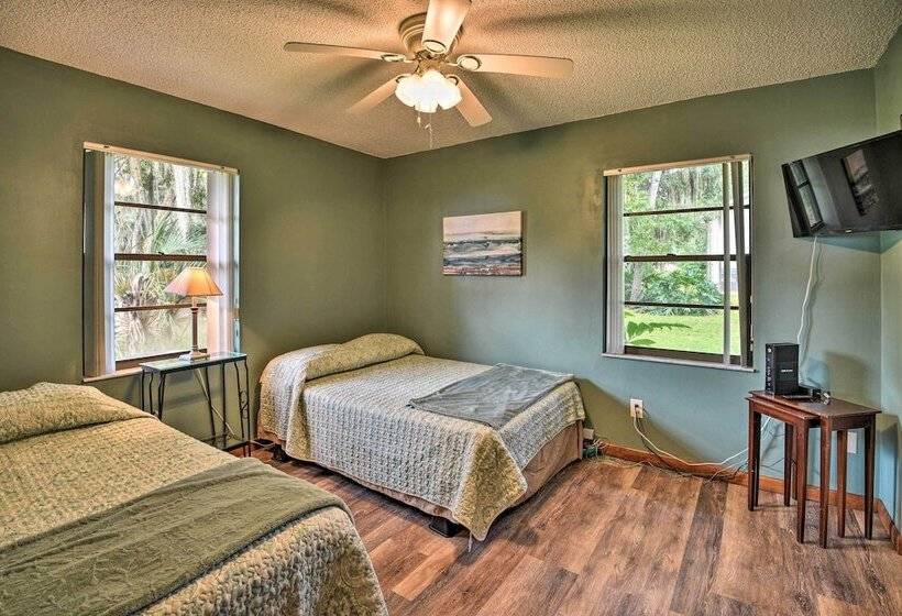 Pirate Cove  Home In Welaka: Dock & River Access!