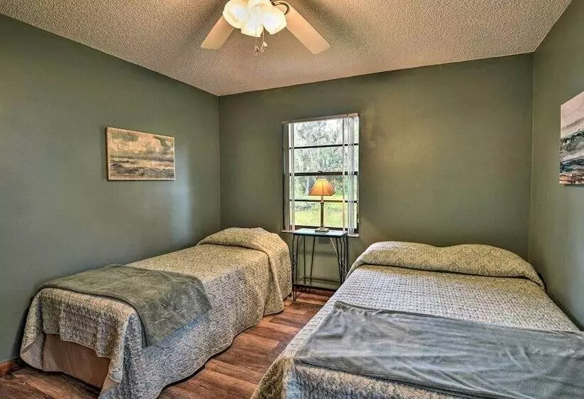 Pirate Cove  Home In Welaka: Dock & River Access!