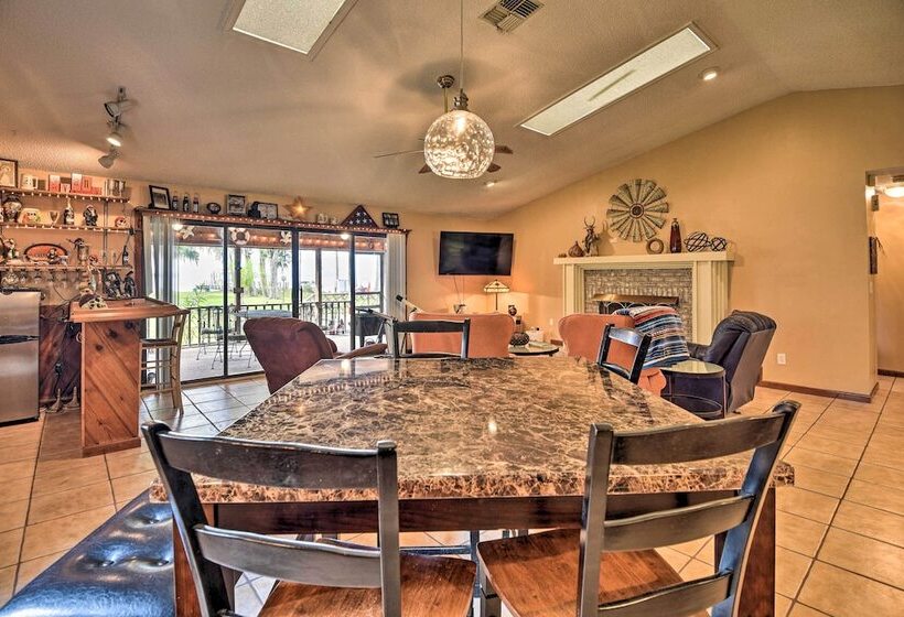 Pirate Cove  Home In Welaka: Dock & River Access!