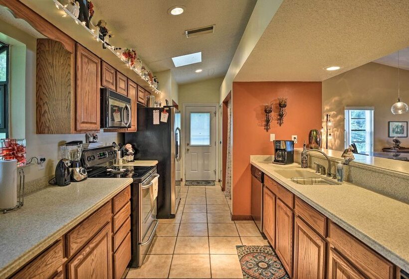 Pirate Cove  Home In Welaka: Dock & River Access!