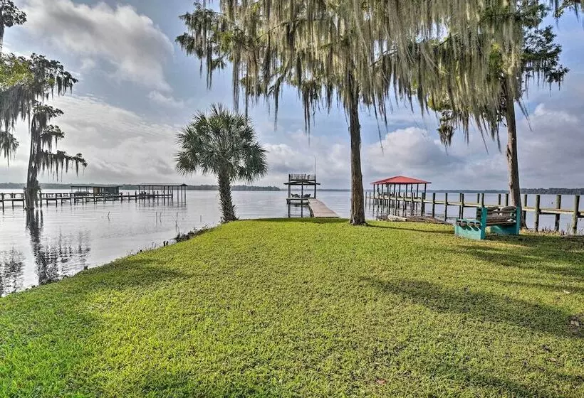 Pirate Cove  Home In Welaka: Dock & River Access!