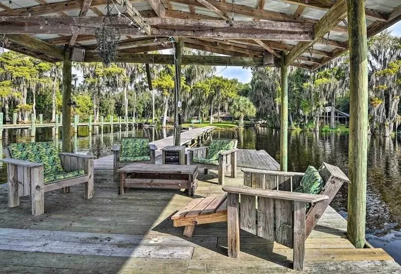 Pirate Cove  Home In Welaka: Dock & River Access!