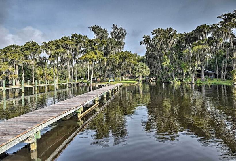 Pirate Cove  Home In Welaka: Dock & River Access!