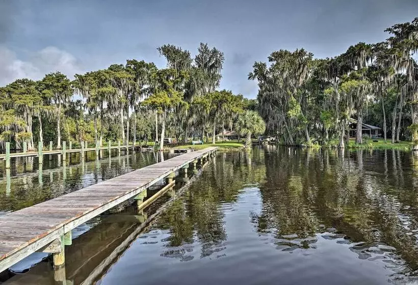 Pirate Cove  Home In Welaka: Dock & River Access!
