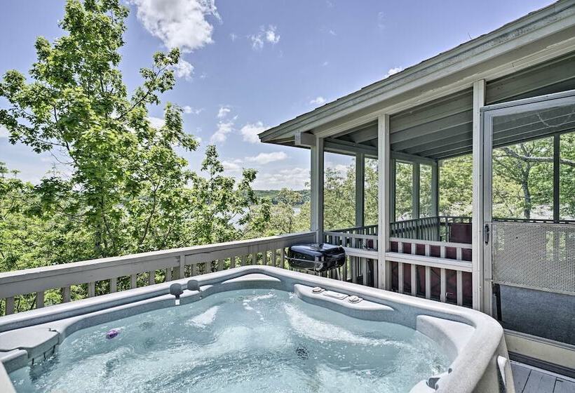 Resort Home W/ Hot Tub On Lake Of The Ozarks!