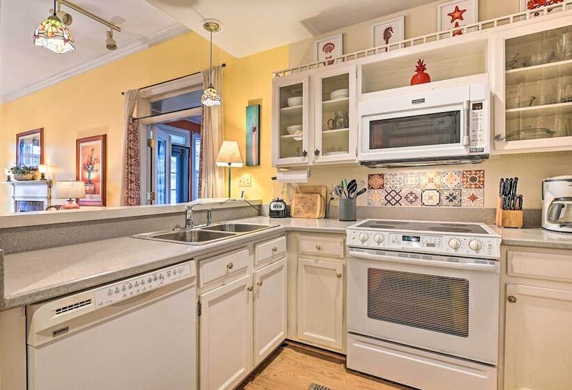 Riverside Cottage: Close To Ocean And Myrtle Beach