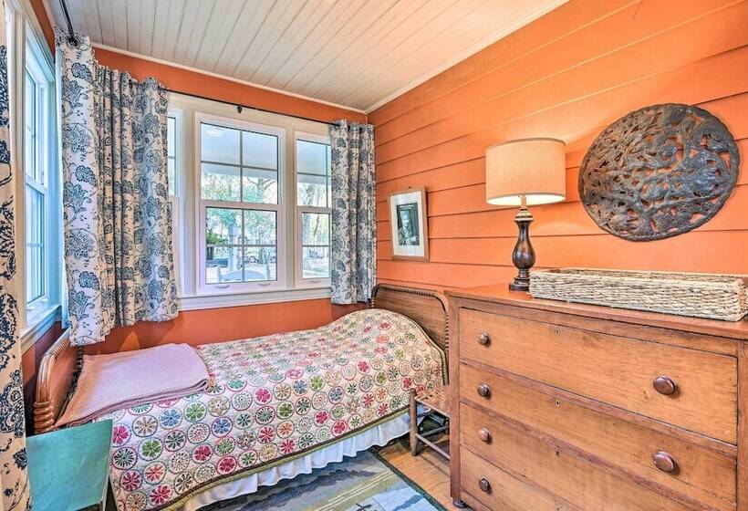 Riverside Cottage: Close To Ocean And Myrtle Beach