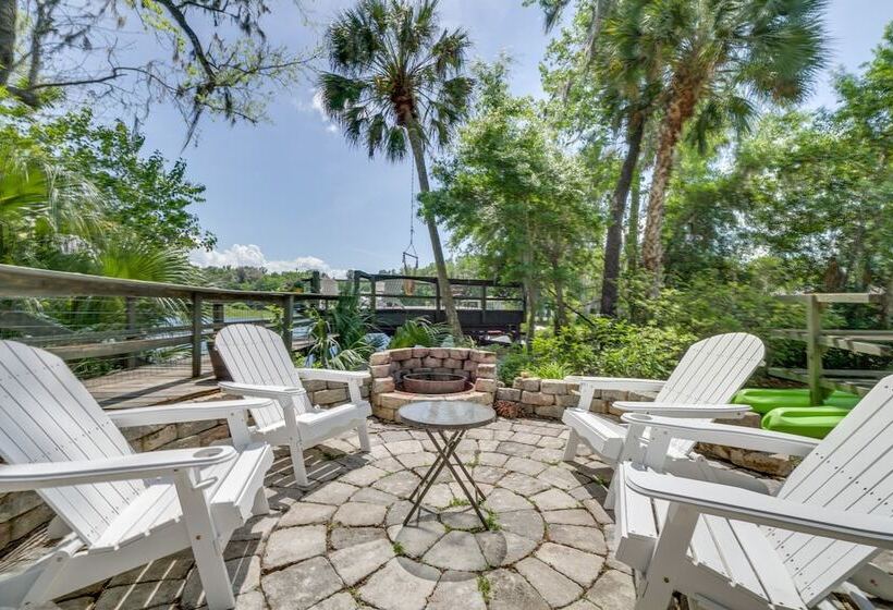 Dock & Kayaks: Riverfront Dunnellon Home!