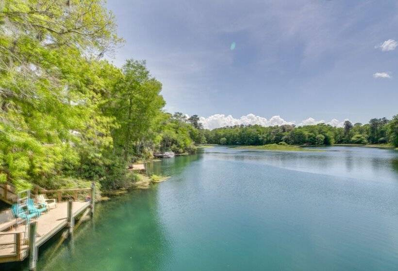 Dock & Kayaks: Riverfront Dunnellon Home!