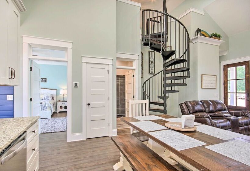 Stunning Lakefront Retreat W/ Dock Access!