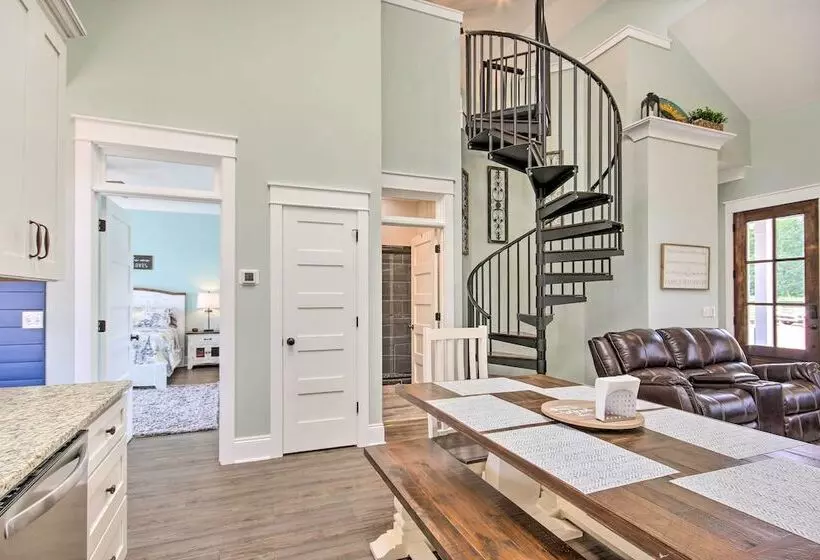 Stunning Lakefront Retreat W/ Dock Access!