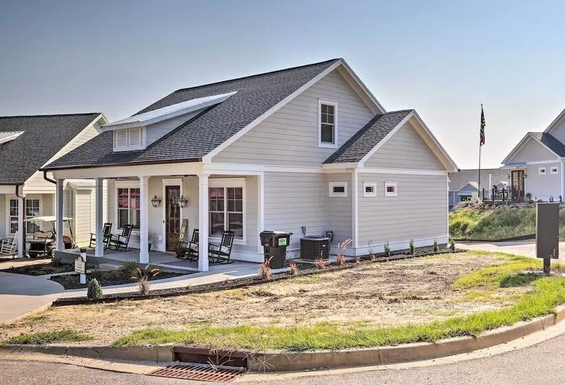 Stunning Lakefront Retreat W/ Dock Access!