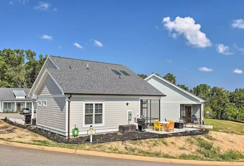 Stunning Lakefront Retreat W/ Dock Access!