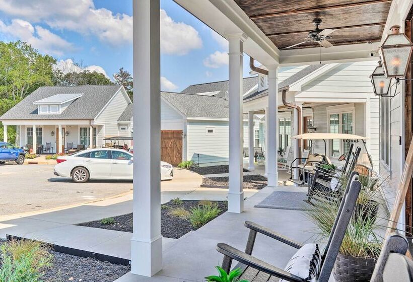 Stunning Lakefront Retreat W/ Dock Access!