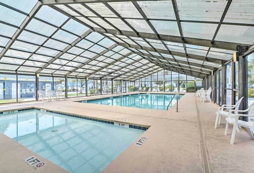 Surfside Beach Home W/ Resort Perks: Walk To Beach