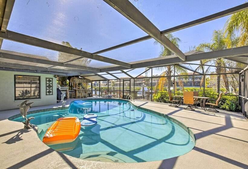 Tropical Apollo Beach House W/ Pool & Dock!