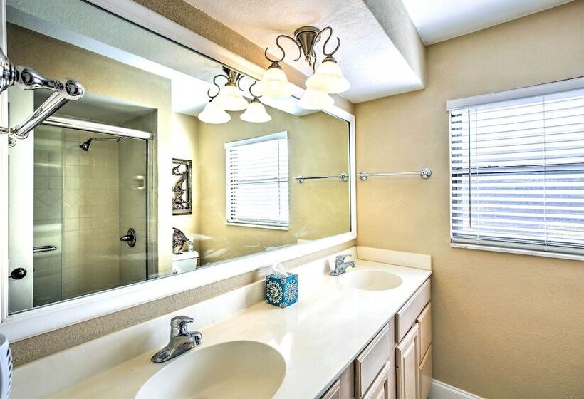 Tropical Apollo Beach House W/ Pool & Dock!