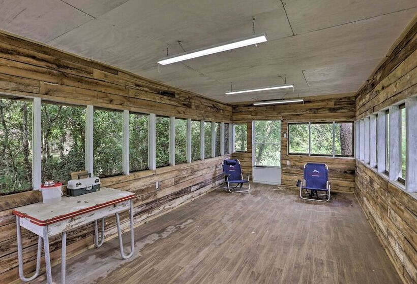 Waterfront Sopchoppy Hideaway W/ 2 Kayaks!