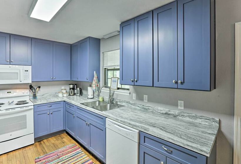 Waterfront Sopchoppy Hideaway W/ 2 Kayaks!