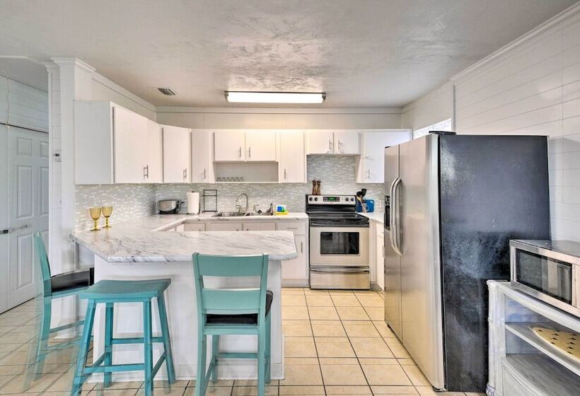 Ormond Beach Retreat W/ Deck Steps To Ocean!