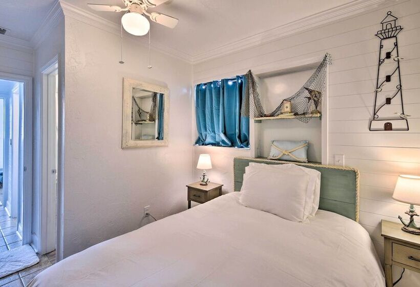 Ormond Beach Retreat W/ Deck Steps To Ocean!