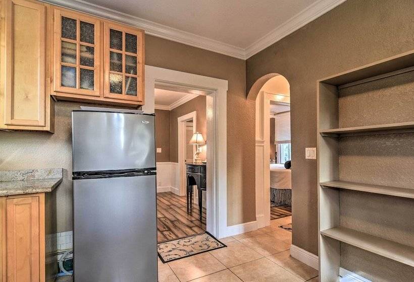 Beachfront Indian Rocks Escape W/ Ocean View Deck!