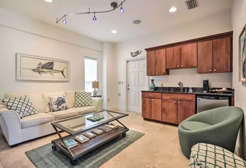 Coastal Retreat W/ Deck & Ponte Vedra Beach Access