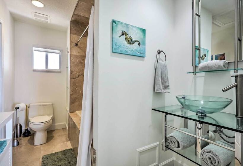 Coastal Retreat W/ Deck & Ponte Vedra Beach Access