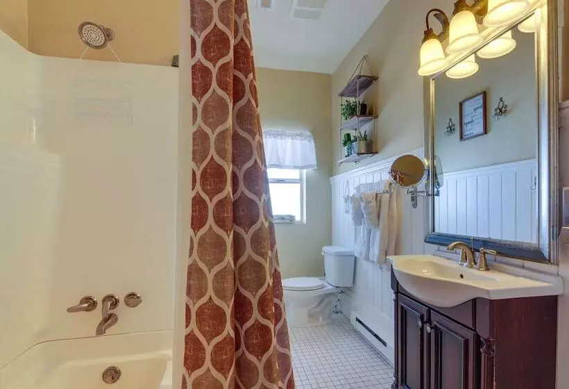 Beautiful Historic Home Near Bryce Canyon!