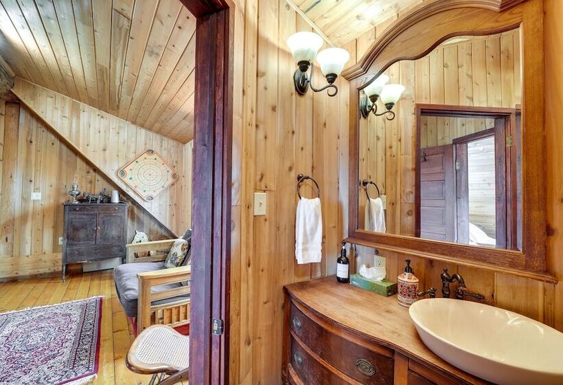 Private Hot Tub: Blue Sky Cabin In Sequim