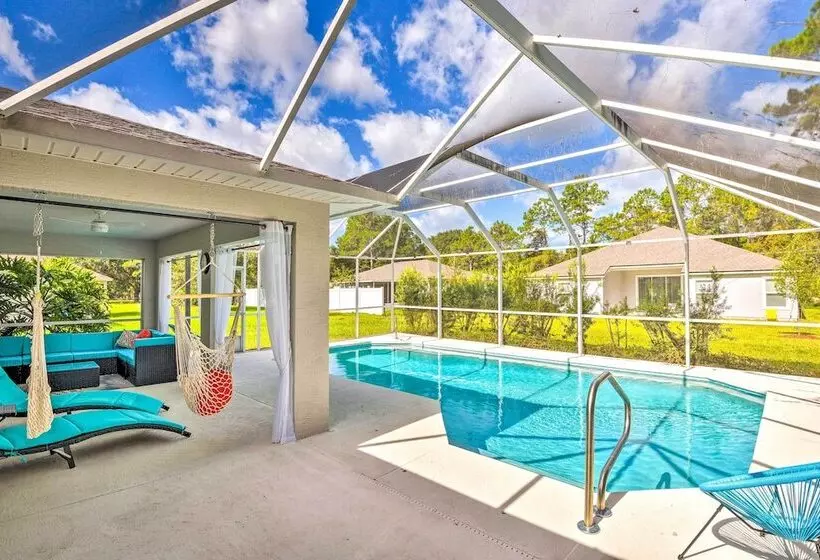 Bright Palm Coast Gem W/ Lanai & Private Pool