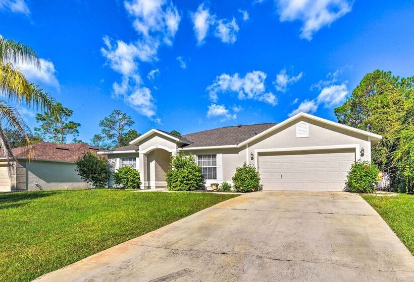 Bright Palm Coast Gem W/ Lanai & Private Pool