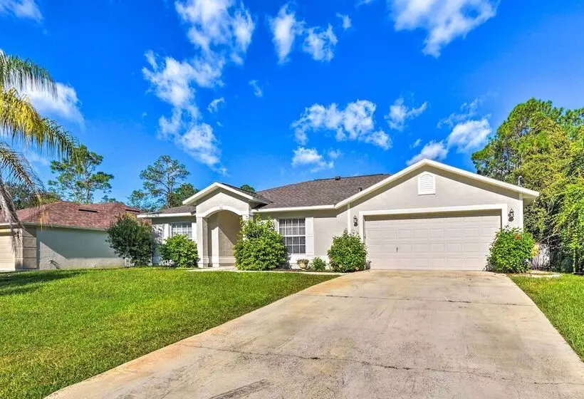 Bright Palm Coast Gem W/ Lanai & Private Pool