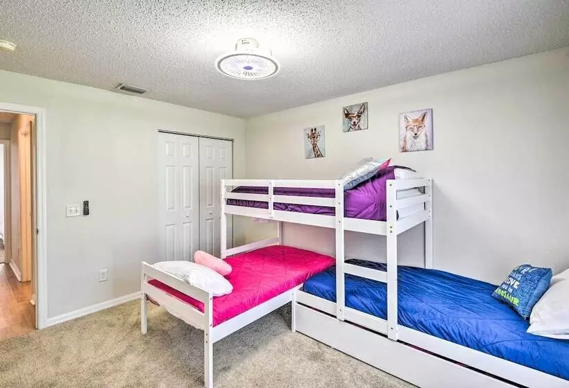 Bright Palm Coast Gem W/ Lanai & Private Pool