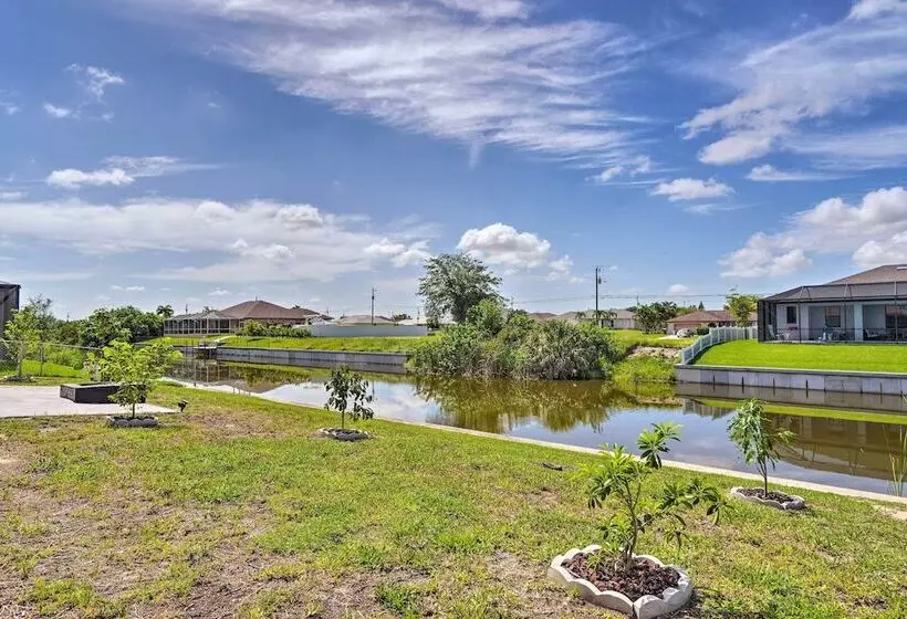 Screened Patio: Canal Front Cape Coral Home