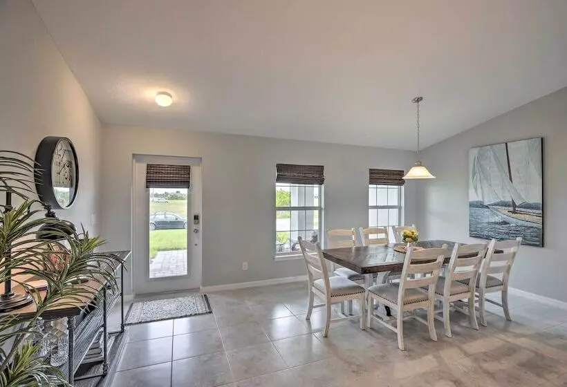 Cape Coral Charmer: 5 Mi To Matlacha Preserve